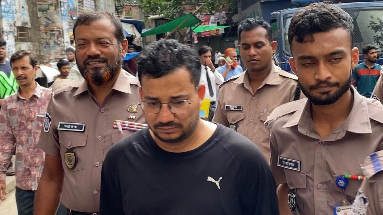 ৫৭ লাখ টাকার জাল নোটে স্বর্ণ কিনতে গিয়ে গ্রেপ্তার রুবেল রিমান্ডে