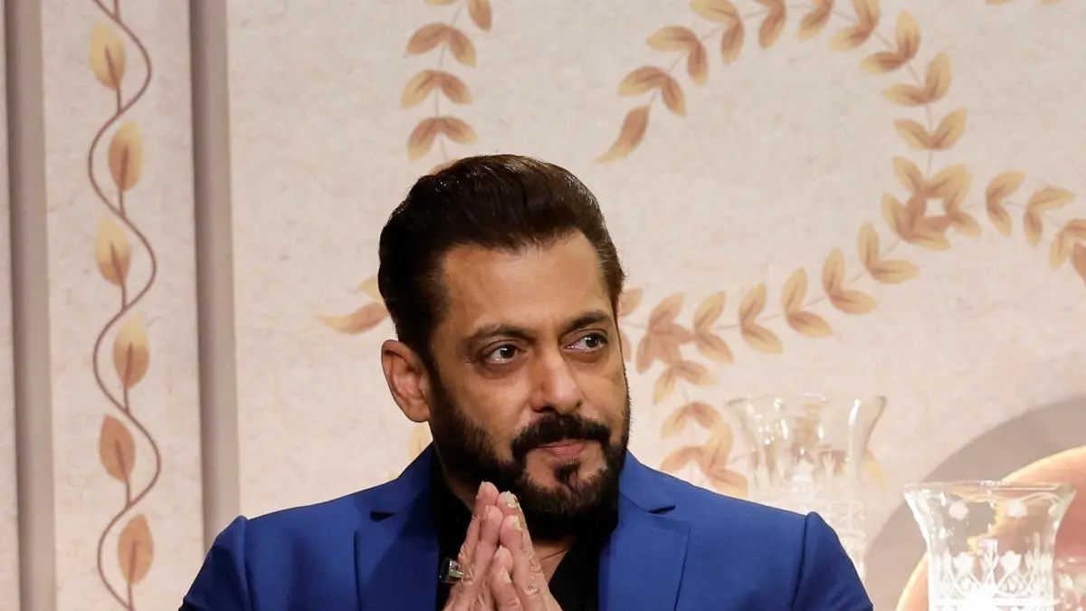 বন্যায় ক্ষতিগ্রস্তদের জন্য ৫০০ ঘর বানিয়ে দিচ্ছেন সালমান খান