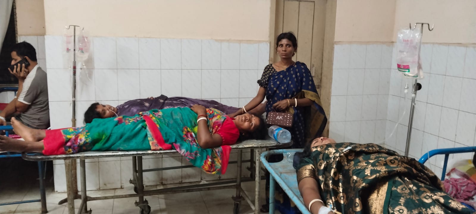 বৌভাতের দাওয়াত খেয়ে অসুস্থ, কনের ৭ স্বজন হাসপাতালে