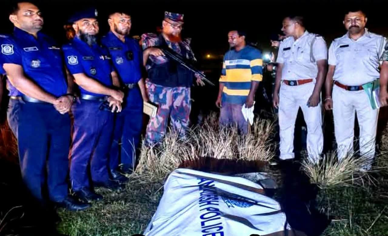নদীতে ভাসমান মরদেহ উদ্ধার, পরিচয় মিলেছে ভারতীয় নাগরিকে
