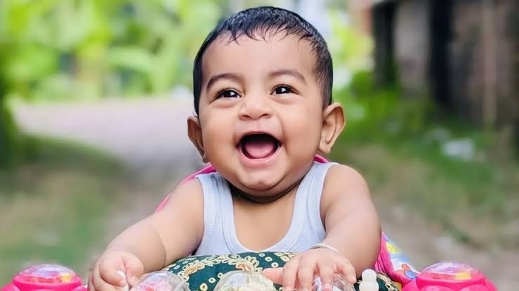 পণ্য নয়, যেভাবে হচ্ছে মানুষ কেনাকাটা!